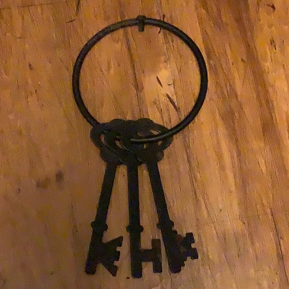 Vintage Iron Key Ring